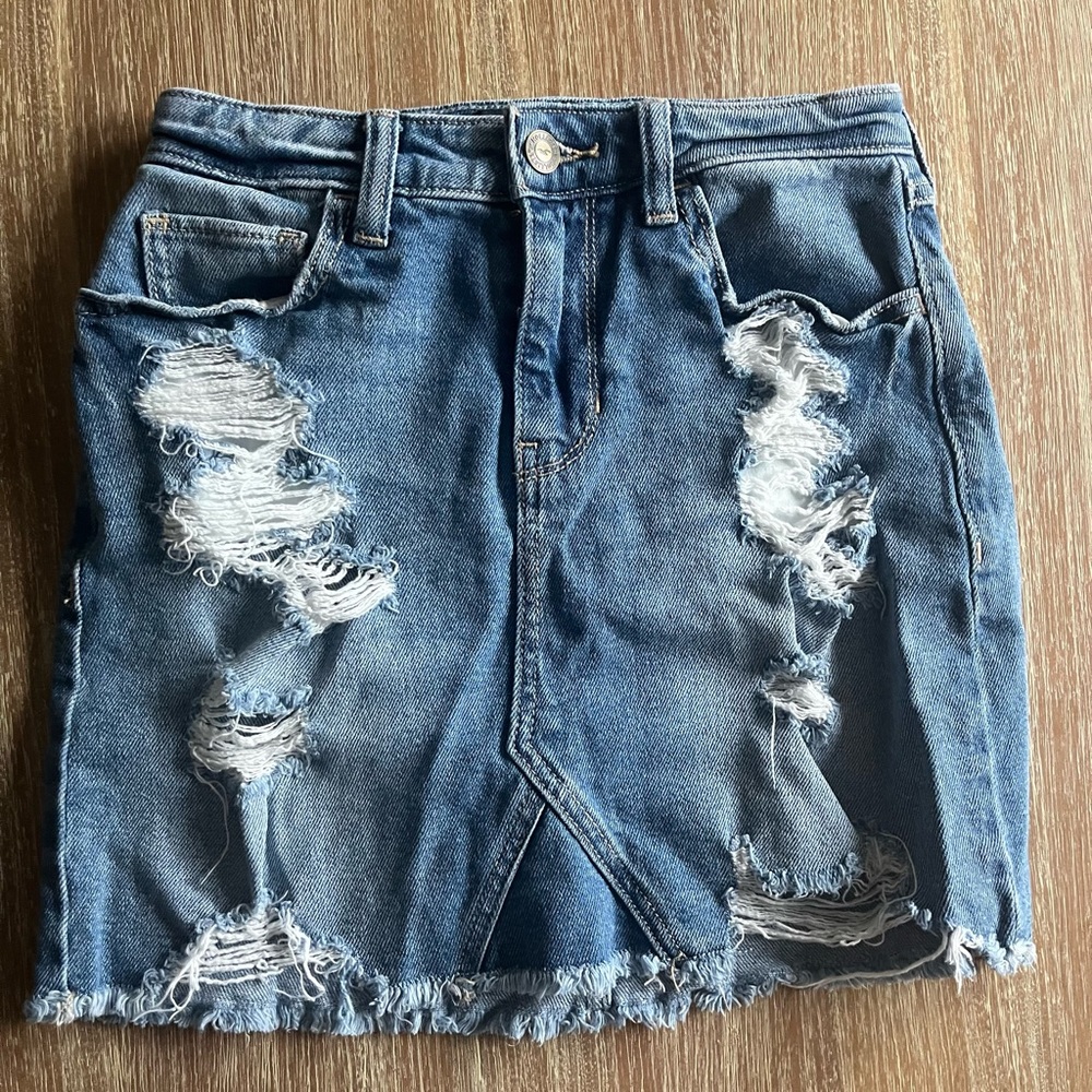 Hollister jeans skirt, size 00